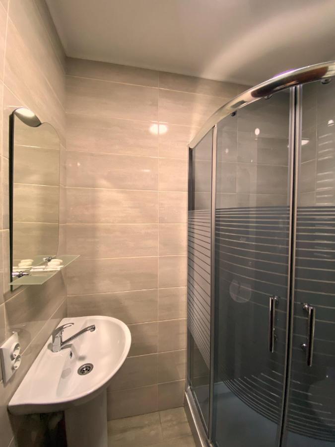 Forrest Hotel 부코벨 외부 사진